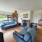 Tievemore - Connemara Bayfront Retreat Moyard