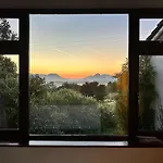 Tievemore - Connemara Bayfront Retreat