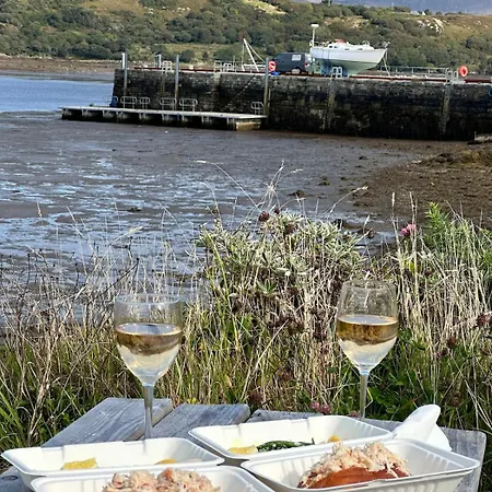 Tievemore - Connemara Bayfront Retreat Vakantiehuis Moyard