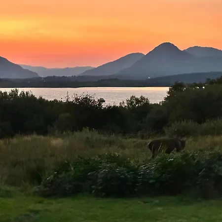 Vakantiehuis Tievemore - Connemara Bayfront Retreat Moyard