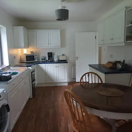 Holiday home Tievemore - Connemara Bayfront Retreat *