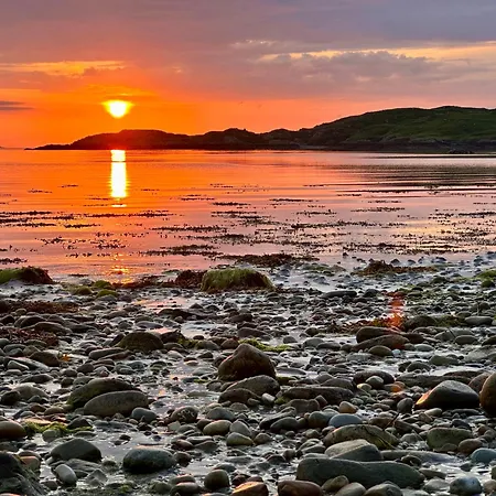 Tievemore - Connemara Bayfront Retreat *