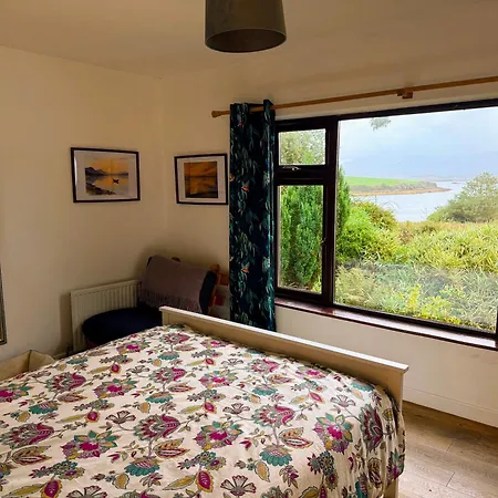 Holiday home Tievemore - Connemara Bayfront Retreat Moyard